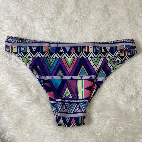 Multicolored Bikini Bottoms‎ - Picture 4 of 4